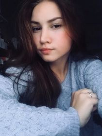 Sandra, 21